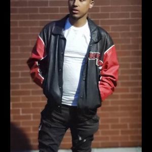 Meet your Posher, Malik